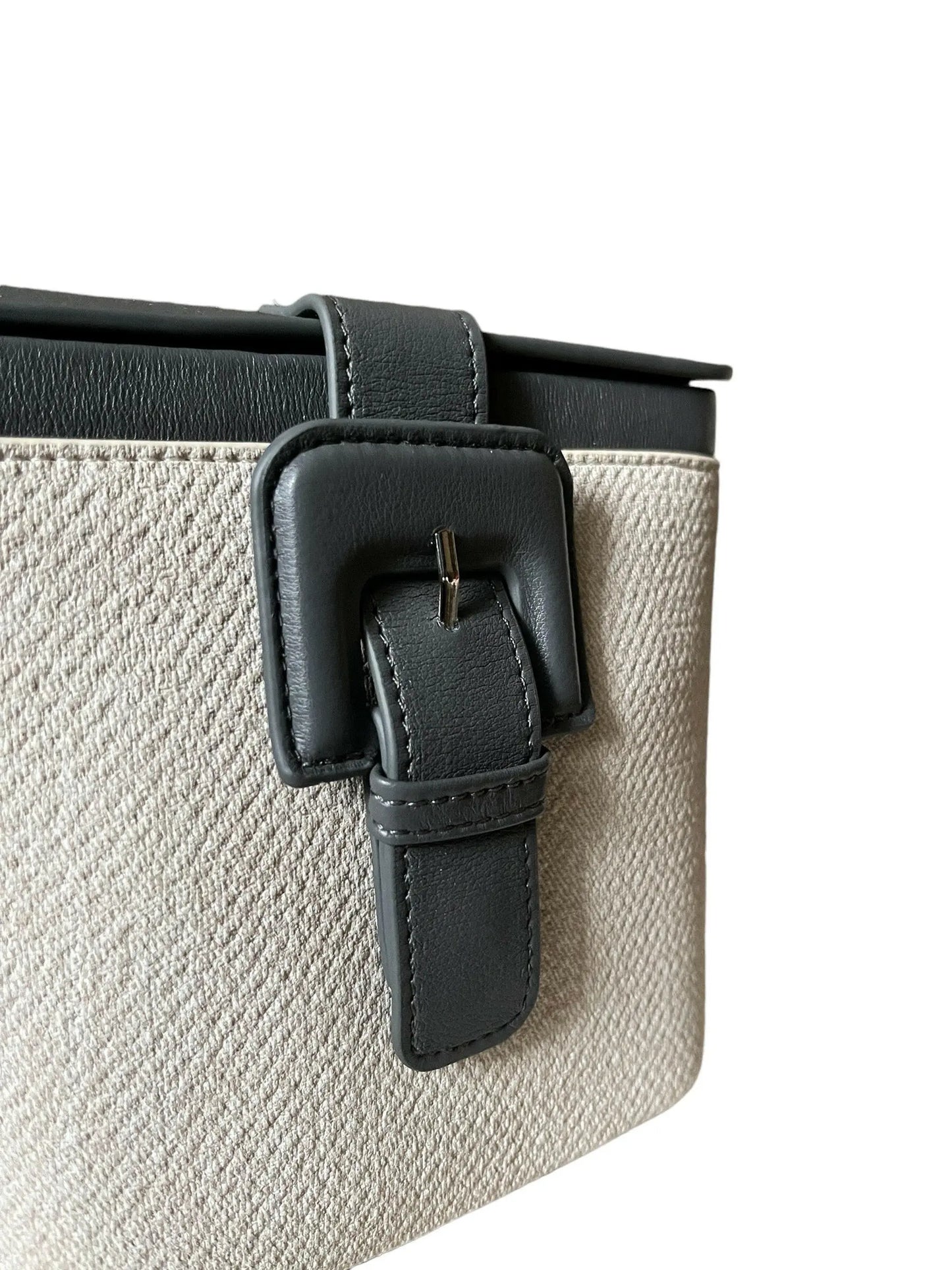 SoSo Grey Bag.
